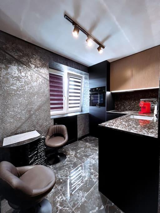 Black Pearl Luxury Apartment Ventspils Kültér fotó